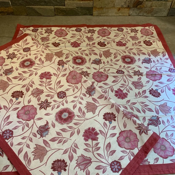 Patina Vie Cloth Napkins Set Of 2 Pack Floral Design 20" x 20" - Picture 6 of 6